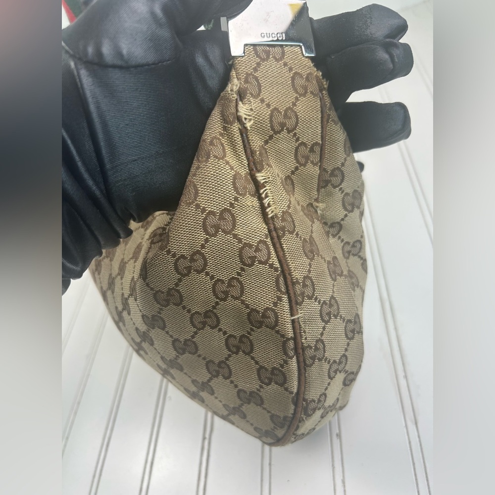 Gucci Beige and Red Shoulder Bag - Picture 10 of 11